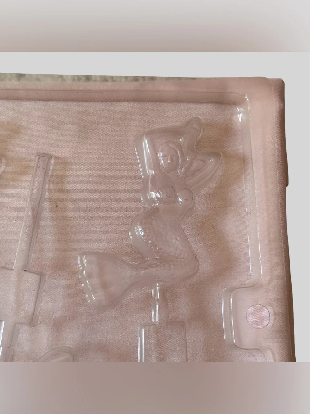 Mermaid-Shaped Chocolate/Candy Pop Mold